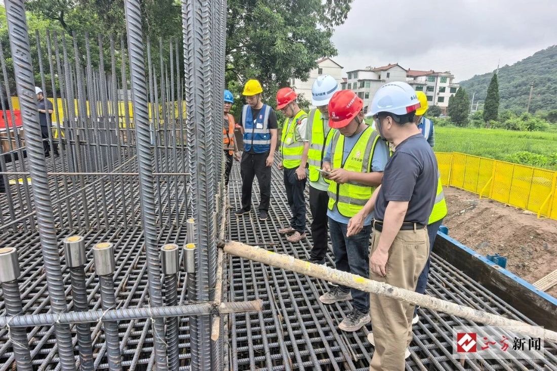 正方动态 | 义龙庆高速公路（金华段）第TJ05标承台首件顺利浇筑完成